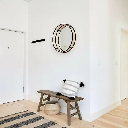 Family Riverside Downtown Apartment